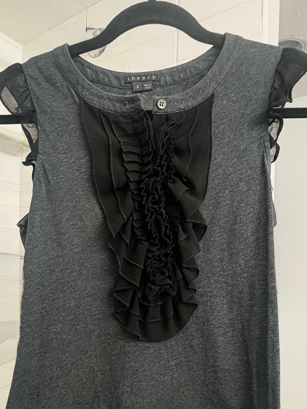 Theory Charcoal Gray Sleeveless Ruffle-Front Camisole
